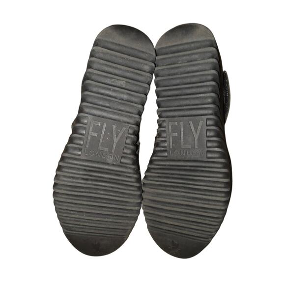 Fly London Lato Mary Jane Platform Wedge Silver Leather US 8  EU Size 38 - Picture 4 of 10